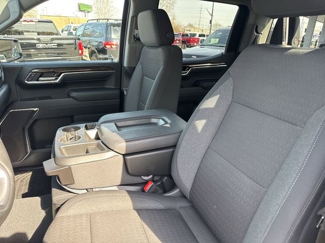 2024 GMC Sierra 1500 SLE