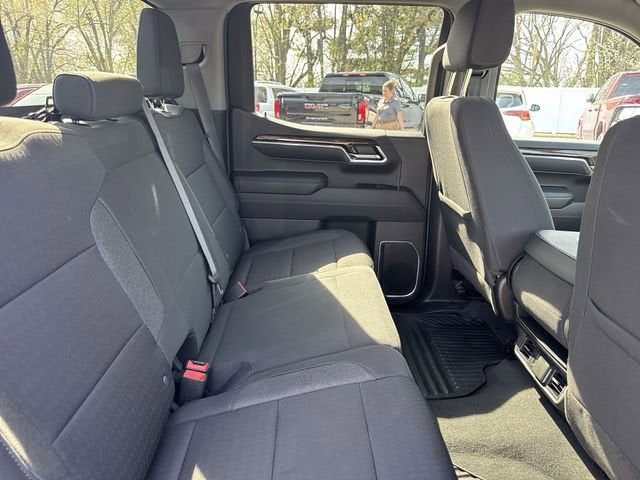 2024 GMC Sierra 1500 SLE