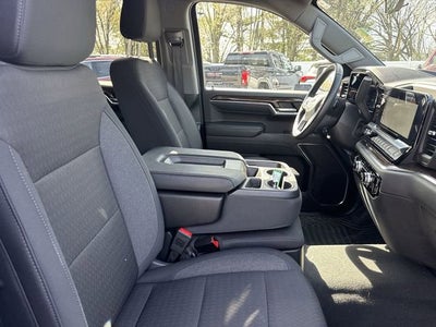 2024 GMC Sierra 1500 SLE