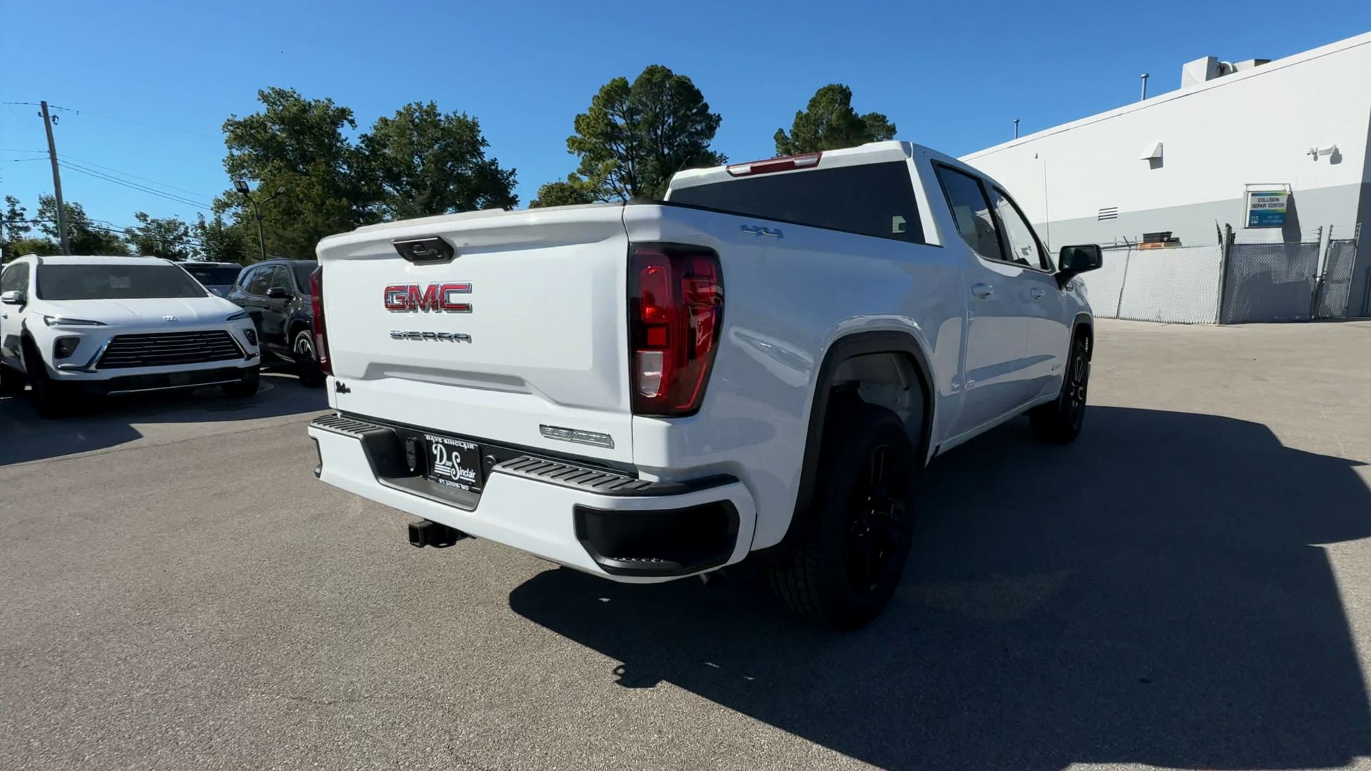 2026 GMC Sierra 1500 Elevation