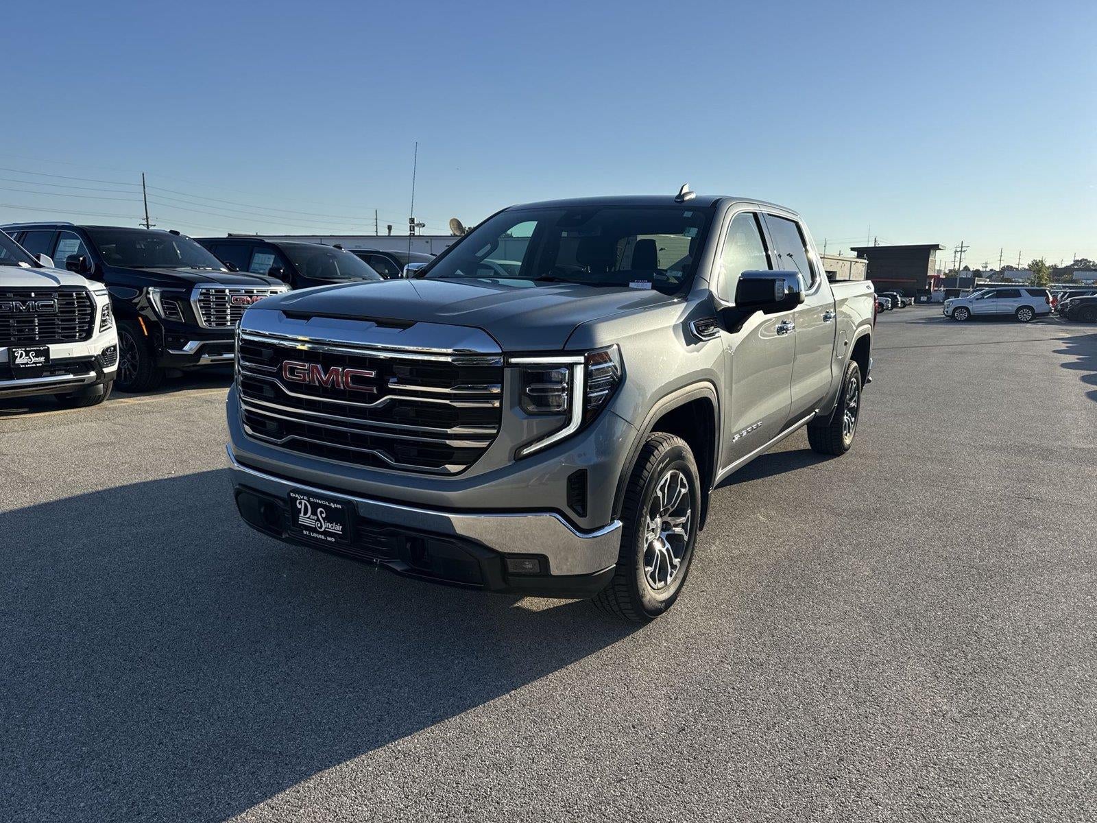 2025 GMC Sierra 1500 SLT