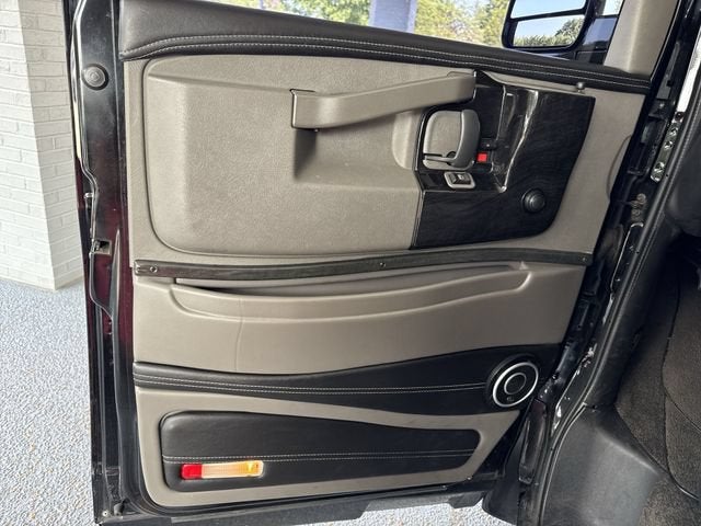 2020 GMC Savana Cargo 2500 Work Van
