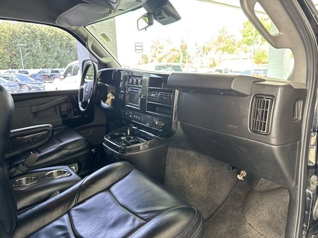 2020 GMC Savana Cargo 2500 Work Van