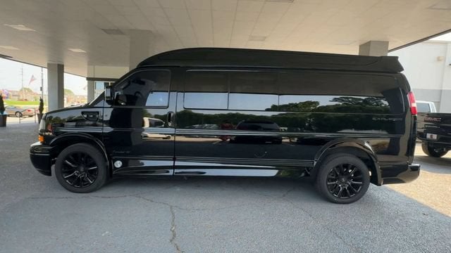 2020 GMC Savana Cargo 2500 Work Van
