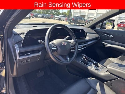 2025 Cadillac XT4 Premium Luxury