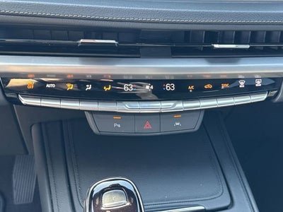 2025 Cadillac XT4 Premium Luxury