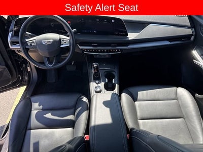 2025 Cadillac XT4 Premium Luxury