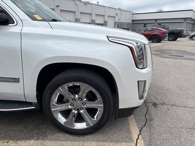 2016 Cadillac Escalade ESV Luxury Collection