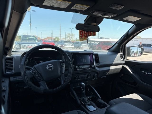 2023 Nissan Frontier SV