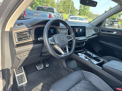 2024 Volkswagen Atlas 2.0T SEL Premium R-Line