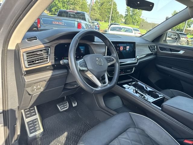 2024 Volkswagen Atlas 2.0T SEL Premium R-Line