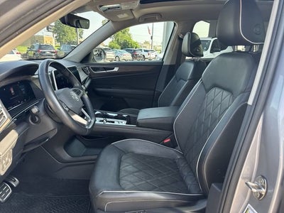 2024 Volkswagen Atlas 2.0T SEL Premium R-Line