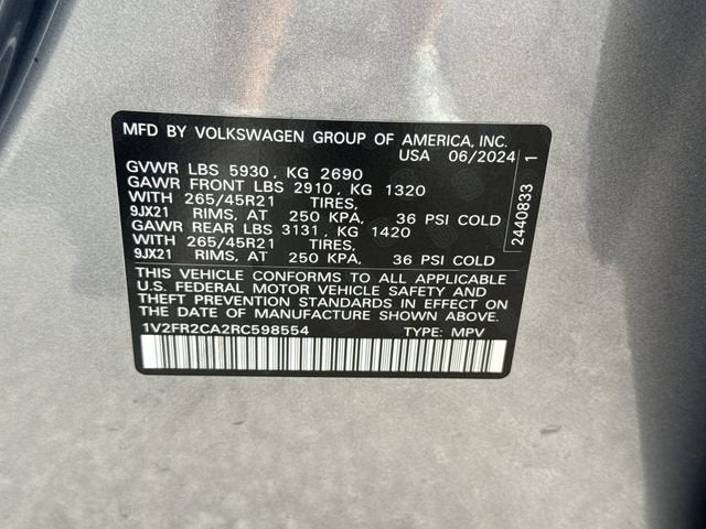 2024 Volkswagen Atlas 2.0T SEL Premium R-Line