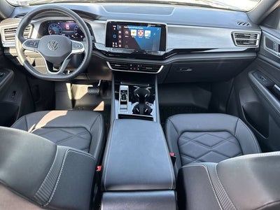2026 Volkswagen Atlas Cross Sport 2.0T SE w/Technology
