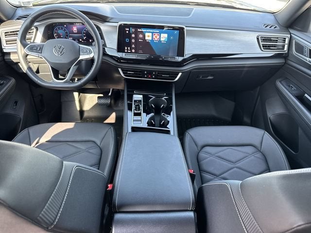 2026 Volkswagen Atlas Cross Sport 2.0T SE w/Technology