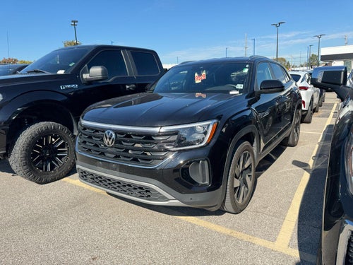 2026 Volkswagen Atlas Cross Sport 2.0T SE w/Technology