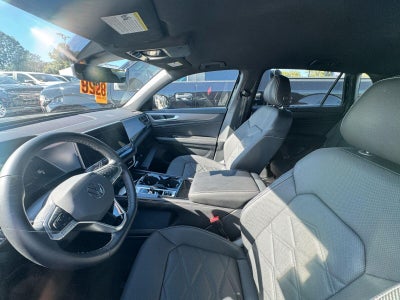 2026 Volkswagen Atlas Cross Sport 2.0T SE w/Technology