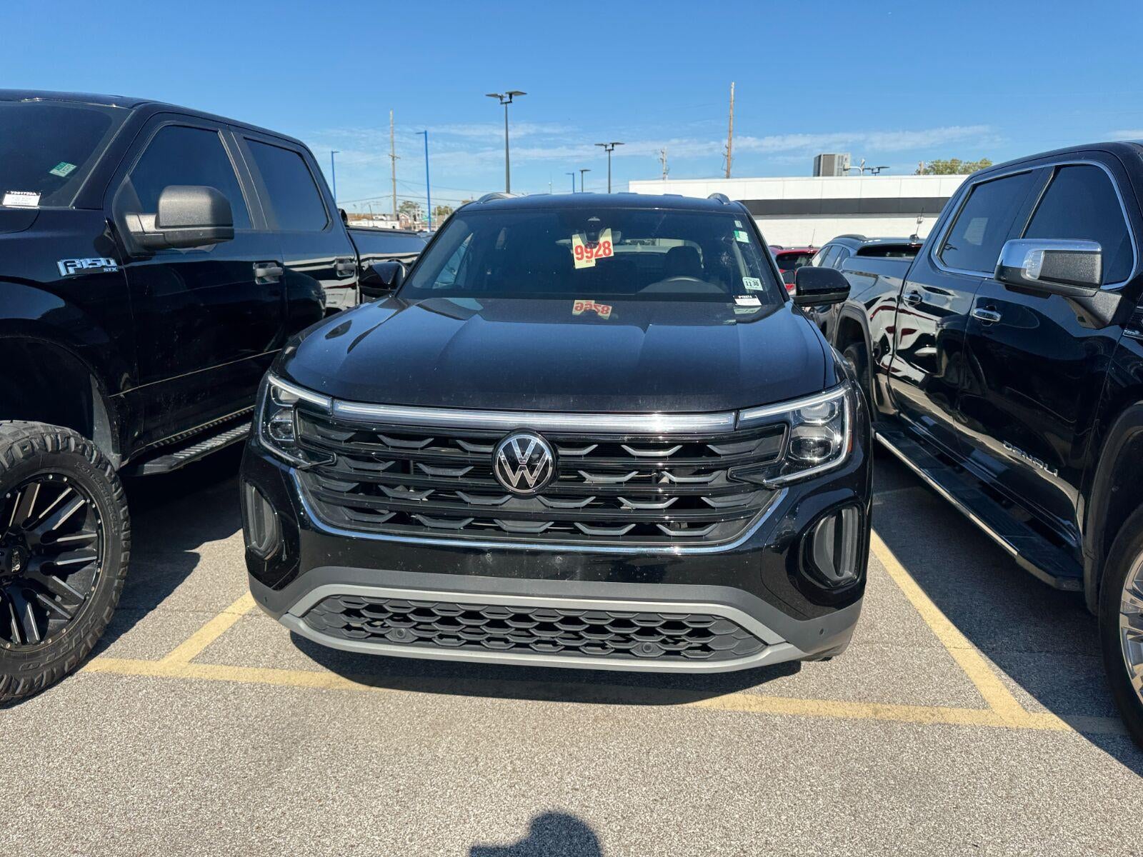 2026 Volkswagen Atlas Cross Sport 2.0T SE w/Technology
