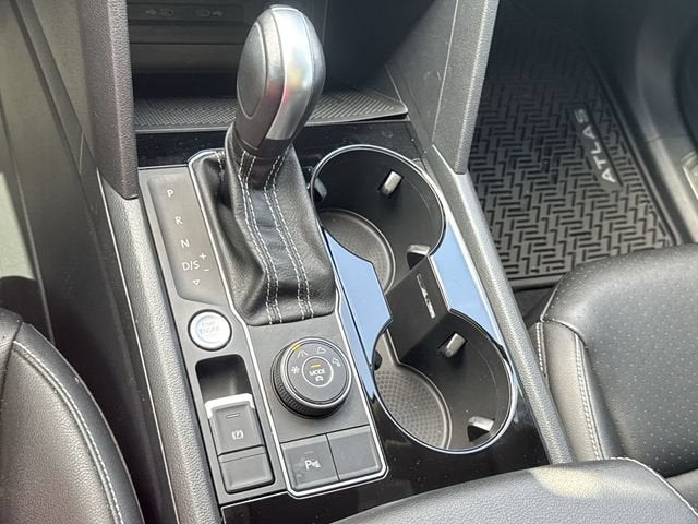 2023 Volkswagen Atlas 3.6L V6 SEL R-Line Black