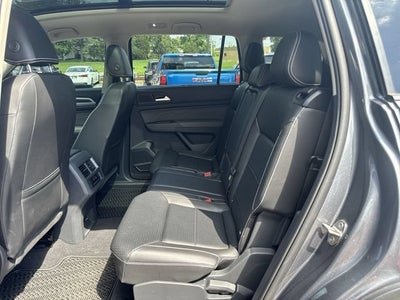 2023 Volkswagen Atlas 3.6L V6 SEL R-Line Black