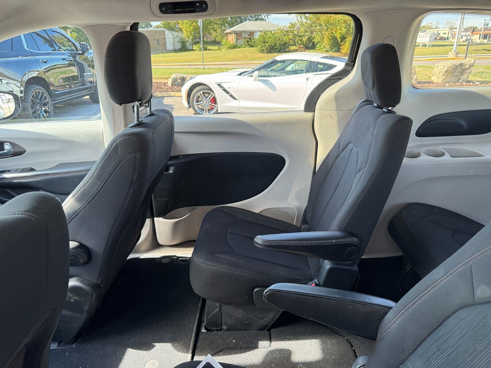 2017 Chrysler Pacifica Touring