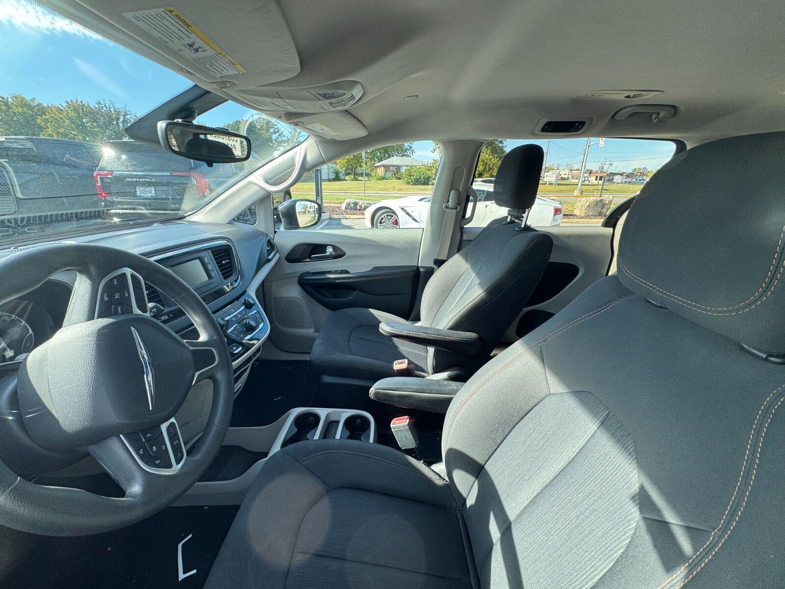 2017 Chrysler Pacifica Touring
