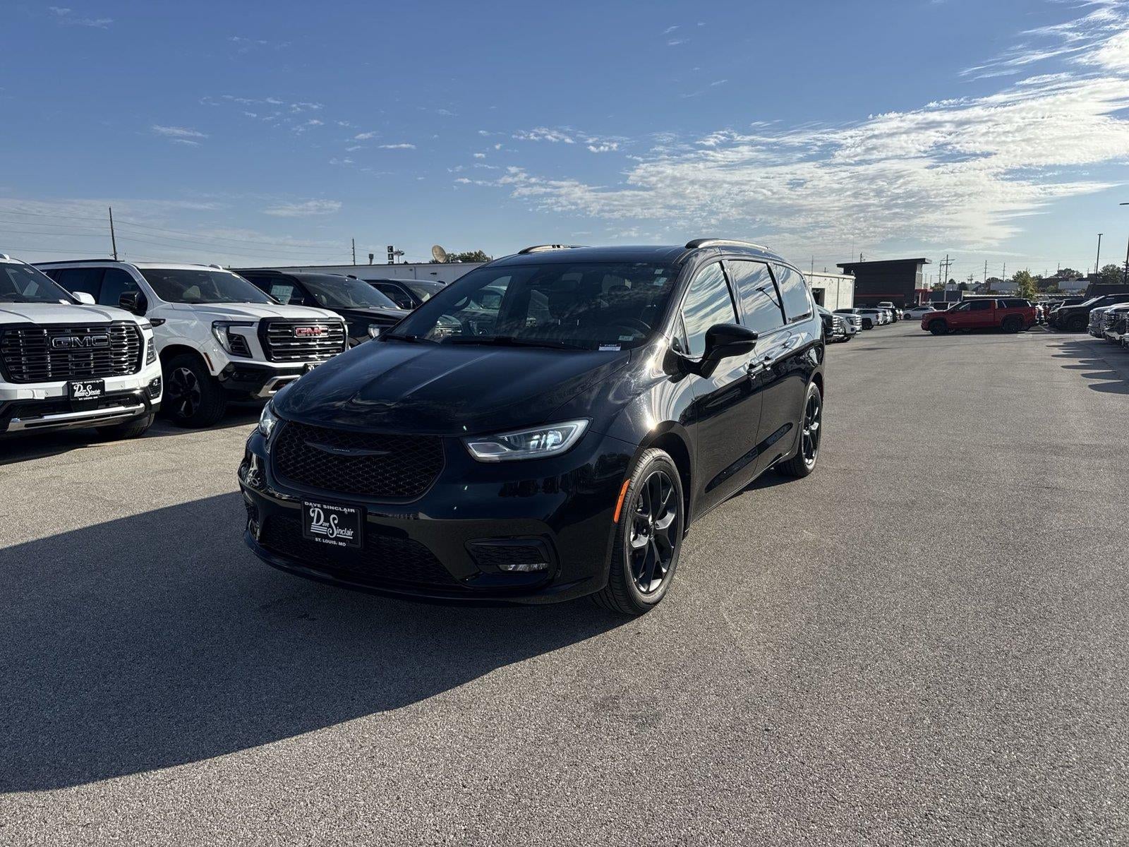 2025 Chrysler Pacifica Limited