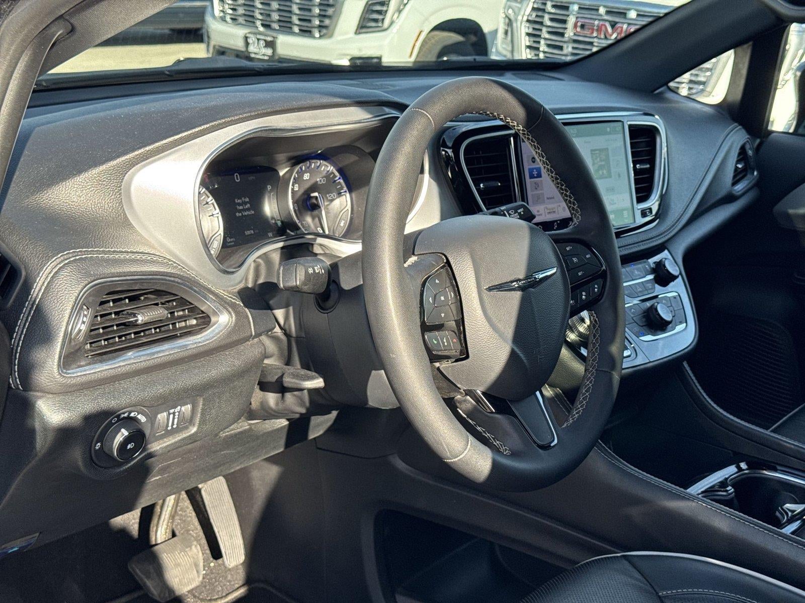 2025 Chrysler Pacifica Limited