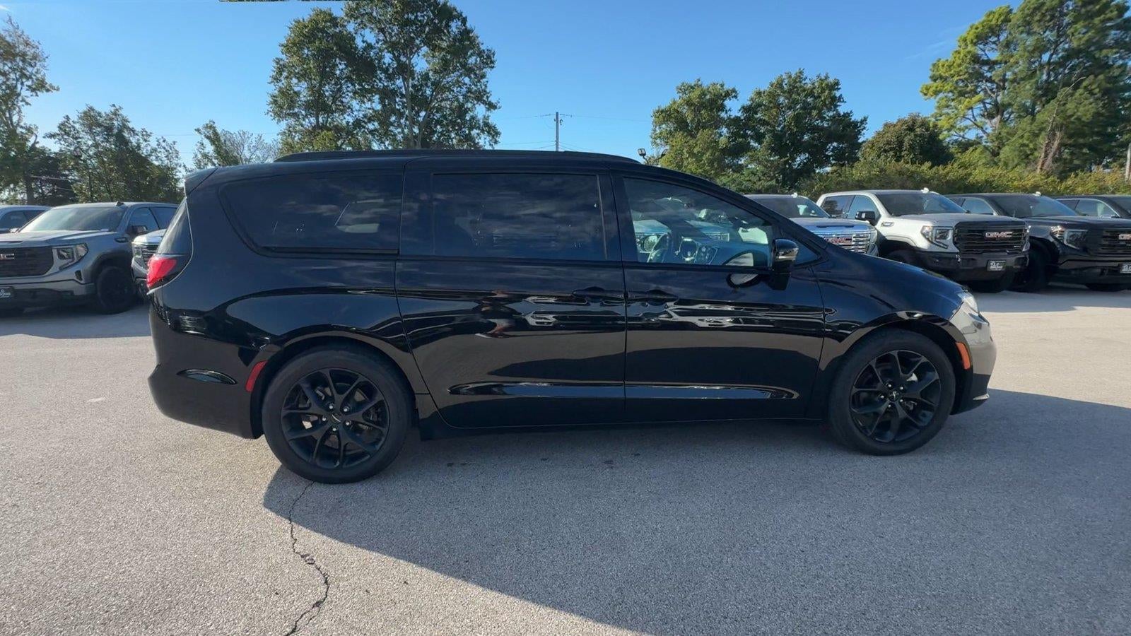 2025 Chrysler Pacifica Limited