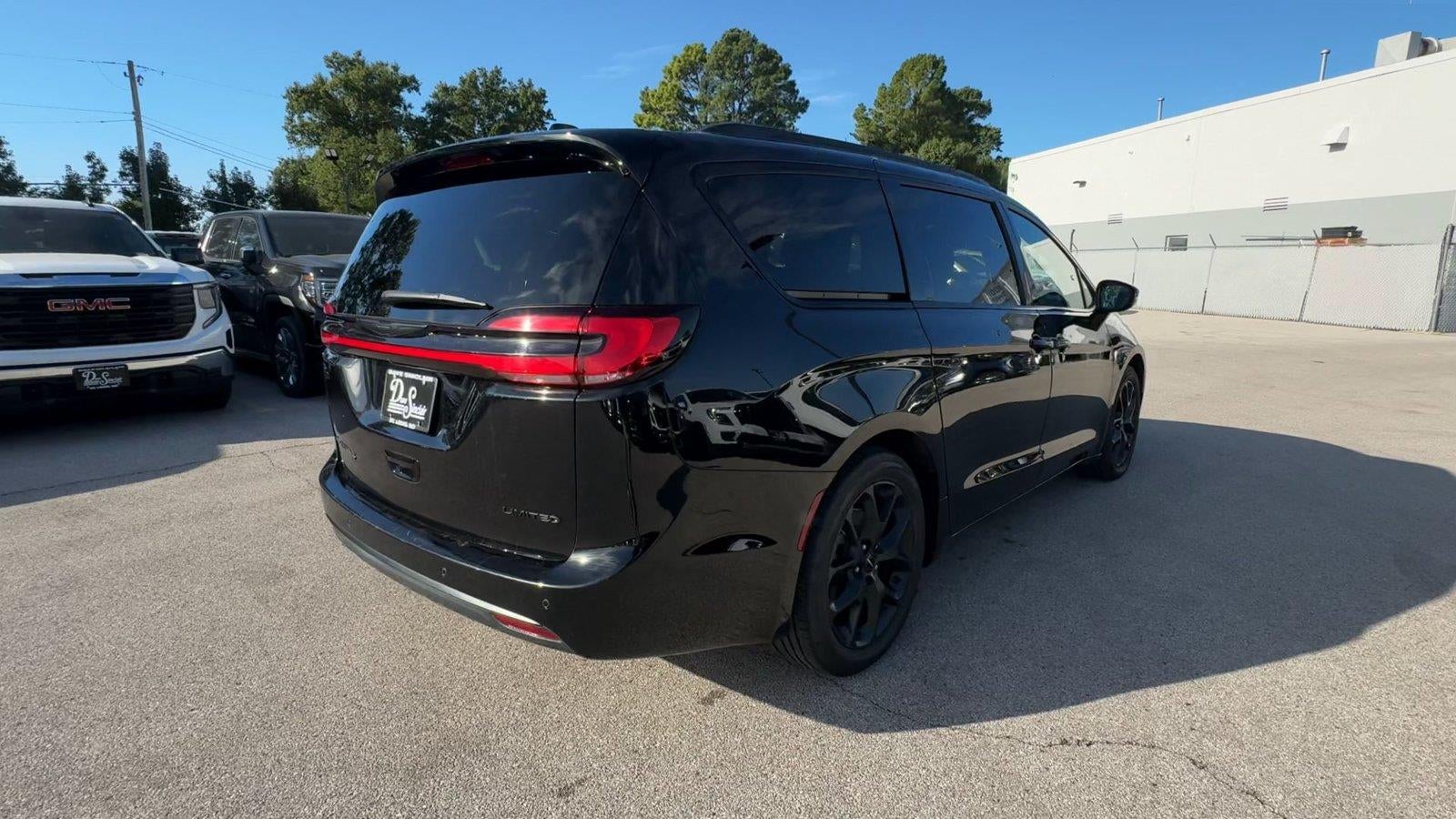 2025 Chrysler Pacifica Limited