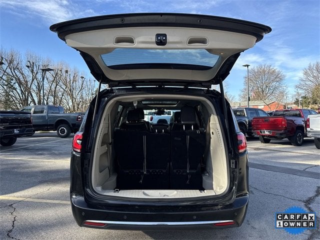 2024 Chrysler Pacifica Limited