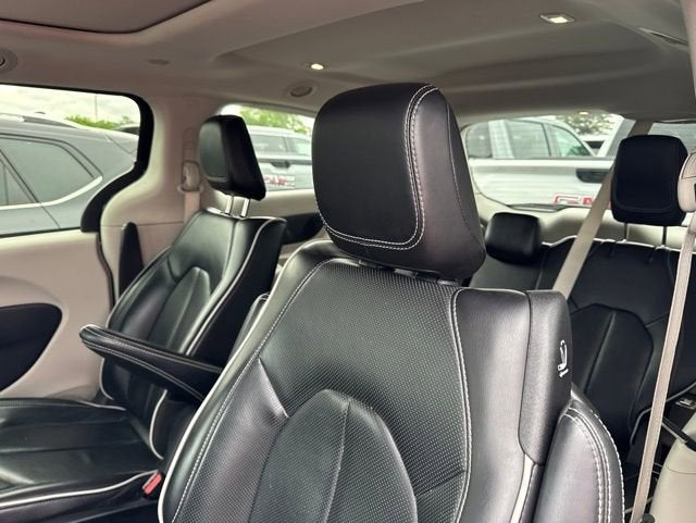 2023 Chrysler Pacifica Hybrid Limited