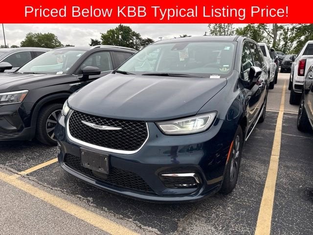2023 Chrysler Pacifica Hybrid Limited
