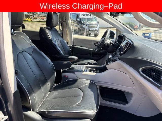 2023 Chrysler Pacifica Hybrid Limited