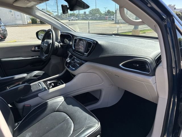 2023 Chrysler Pacifica Hybrid Limited