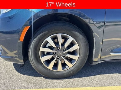 2023 Chrysler Pacifica Hybrid Limited