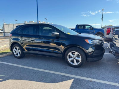 2020 Ford Edge SE