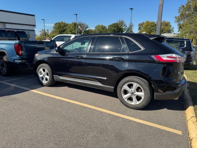 2020 Ford Edge SE