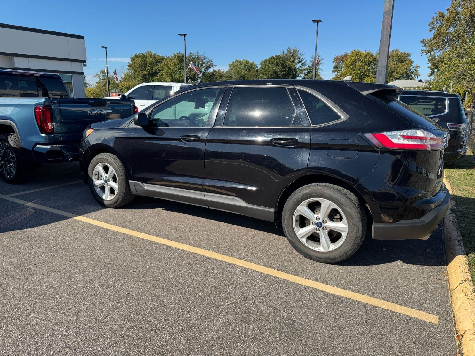 2020 Ford Edge SE