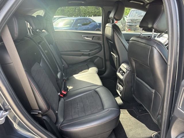 2022 Ford Edge ST Line