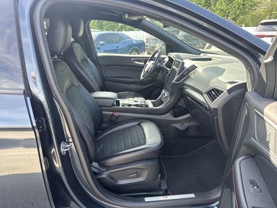 2022 Ford Edge ST Line
