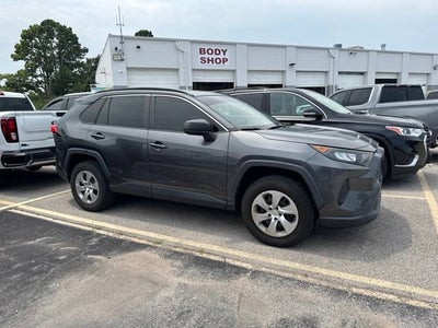 2020 Toyota RAV4 LE