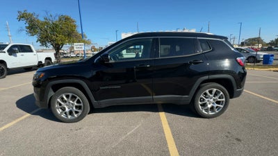 2022 Jeep Compass Latitude Lux