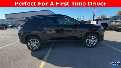 2022 Jeep Compass Latitude Lux
