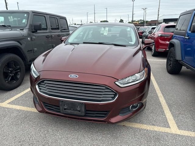 2016 Ford Fusion SE