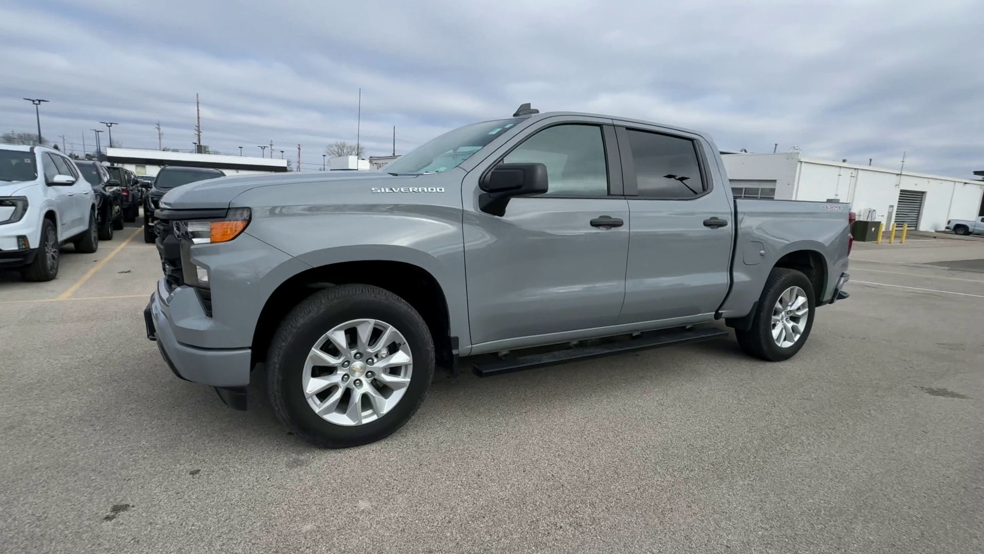 2024 Chevrolet Silverado 1500 Custom