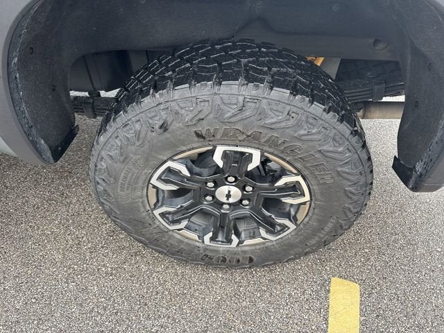 2025 Chevrolet Silverado 1500 ZR2