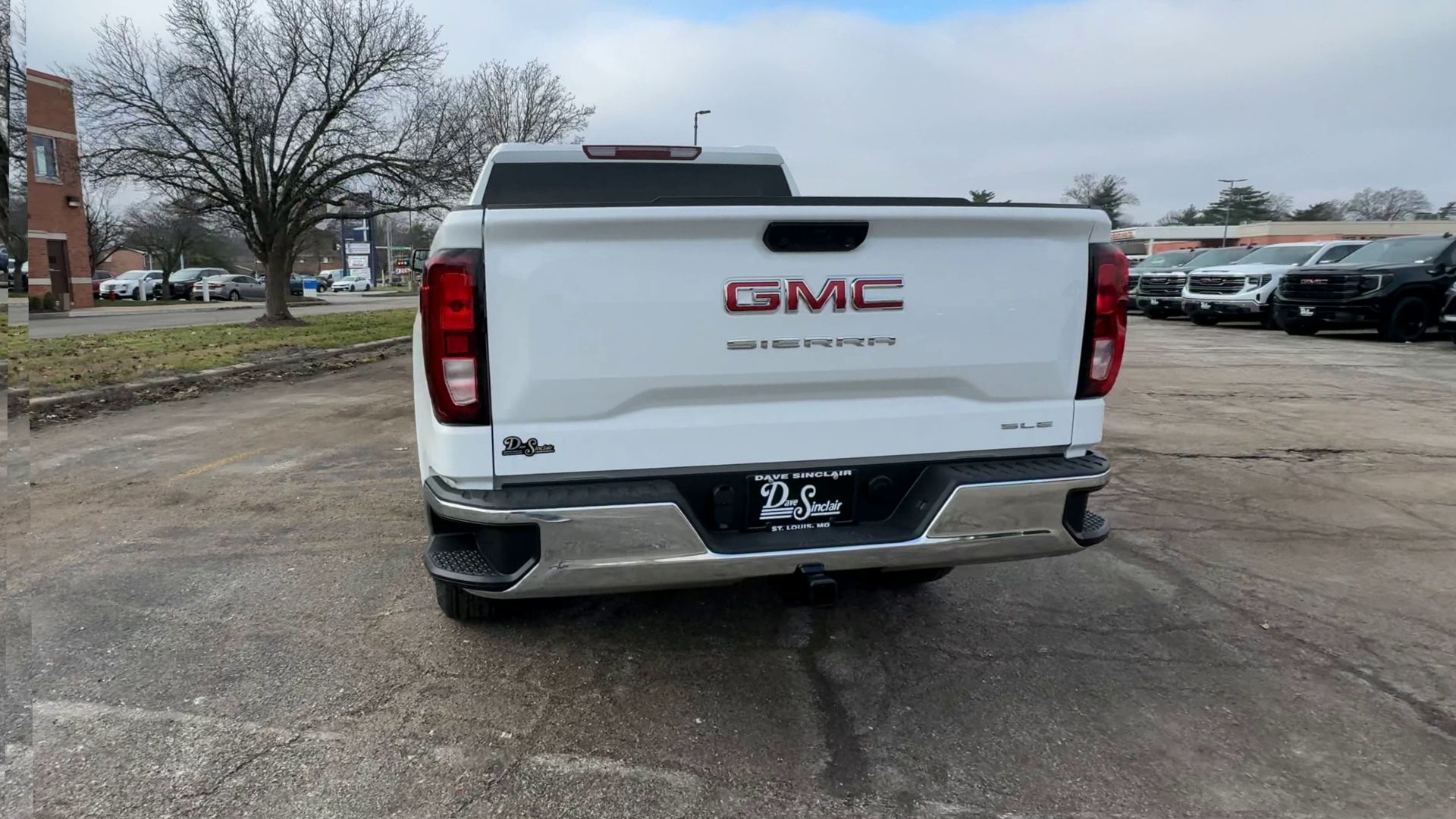 2026 GMC Sierra 1500 SLE