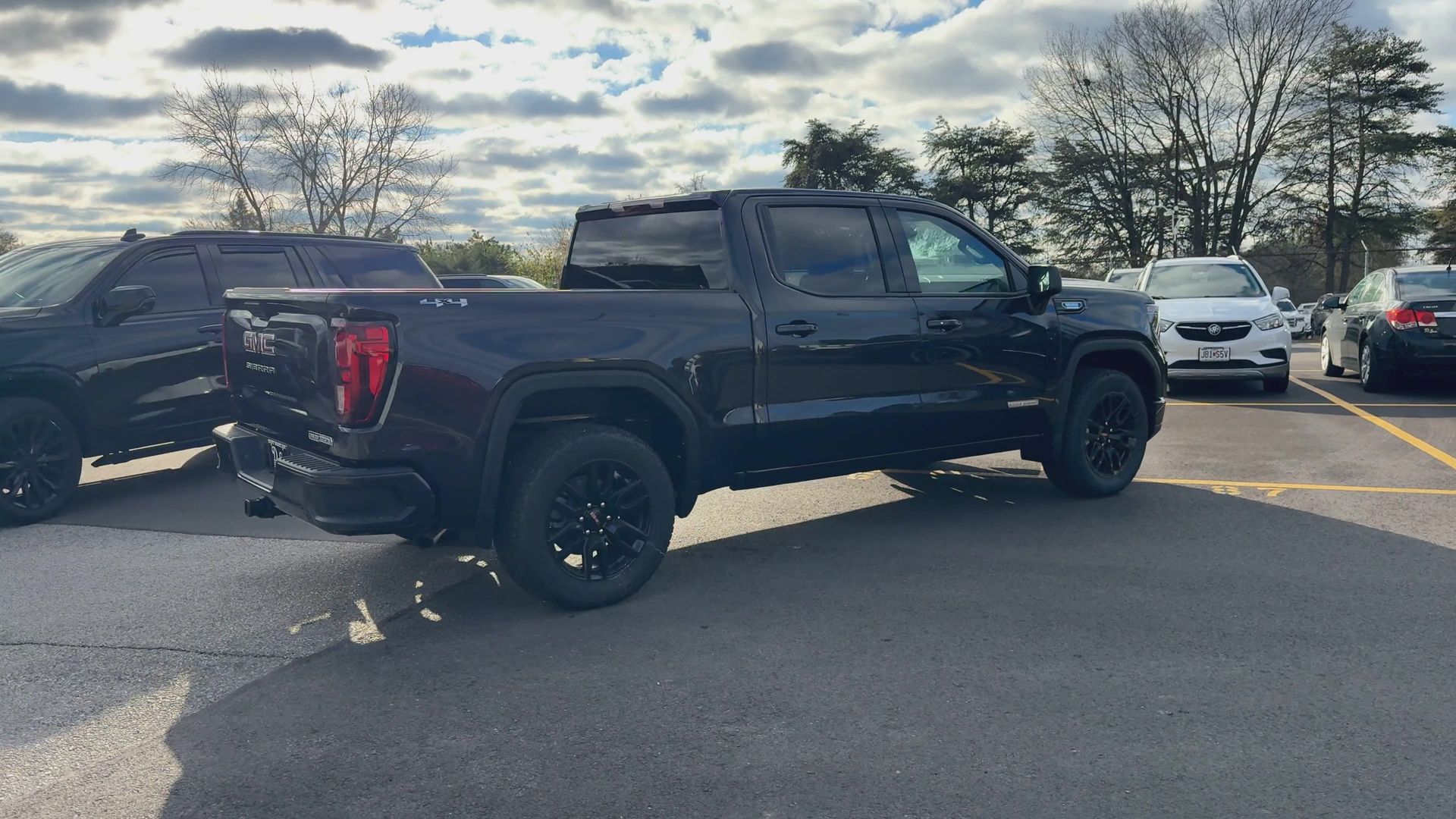 2026 GMC Sierra 1500 Elevation