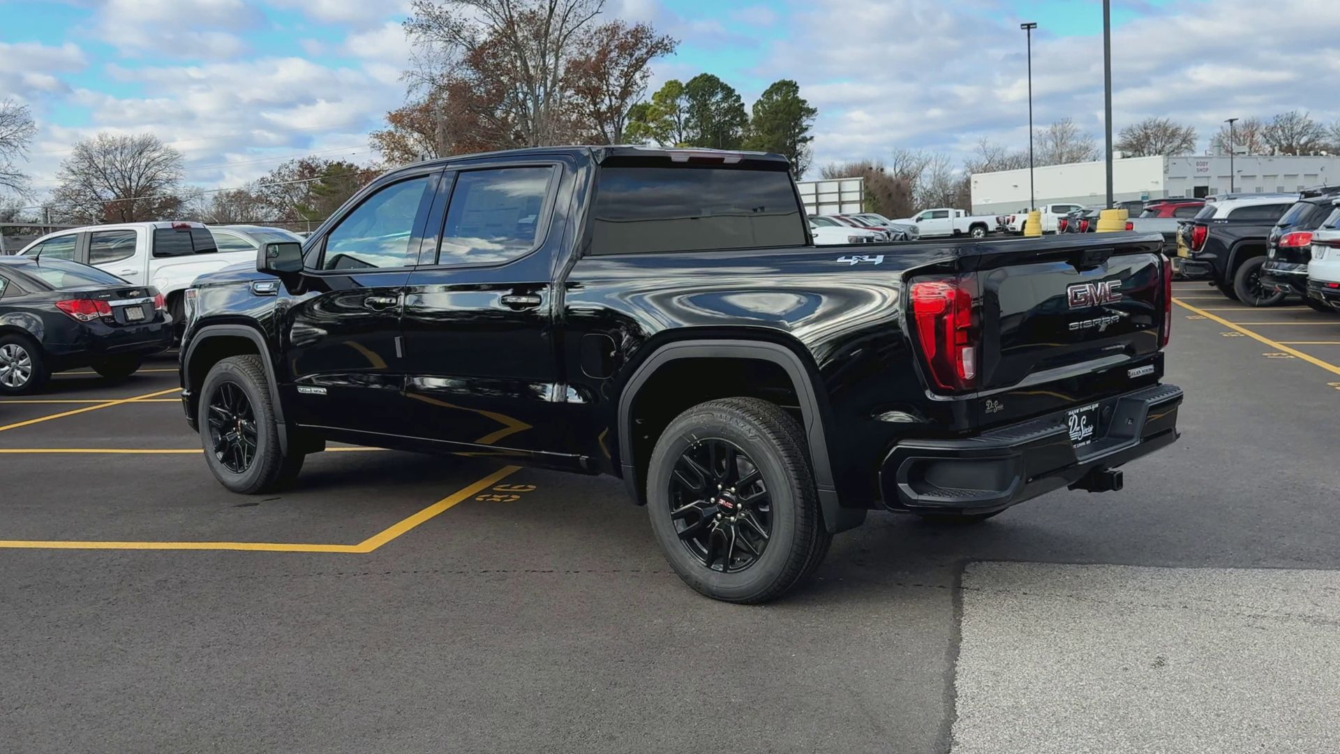 2026 GMC Sierra 1500 Elevation